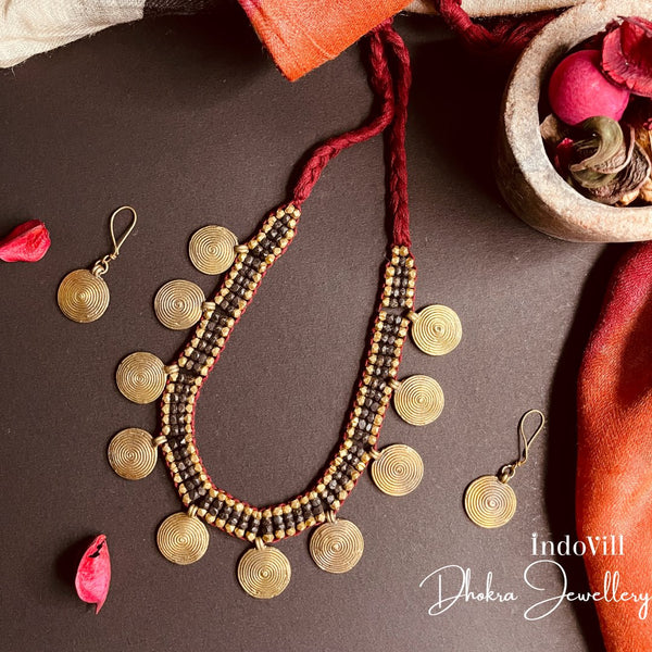 Dhokra hand crafted bhul bhulaiya necklace