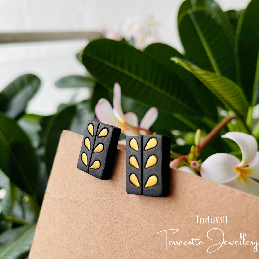 Terracotta Small Stud Earrings
